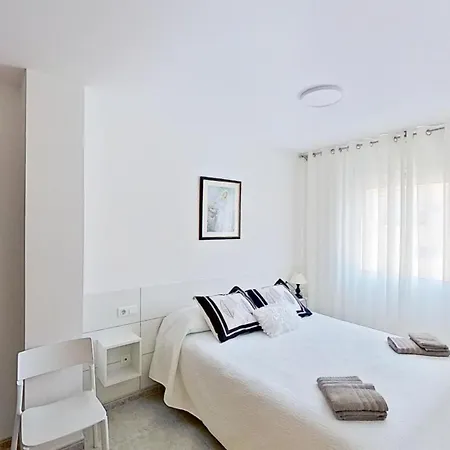 Apartment Vistas Al Mar, Segunda Linea 3 *