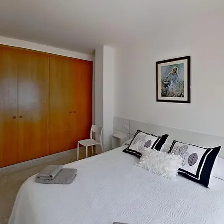 Apartment Vistas Al Mar, Segunda Linea 3 *
